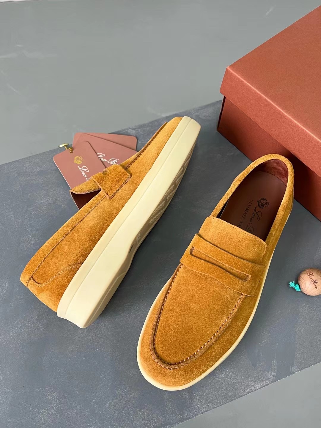 Loro Piana shoes 290 - vstockx