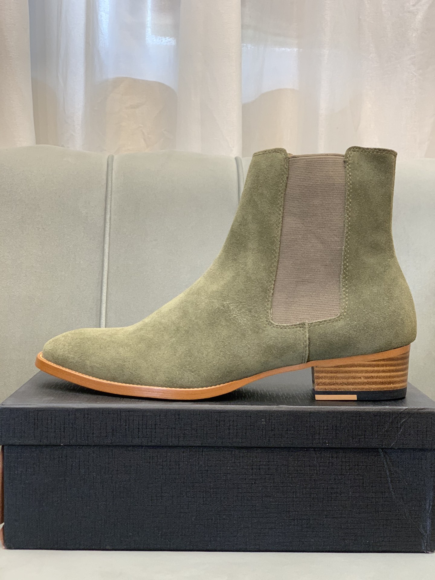 Saint Laurent Boots 9 - vstockx