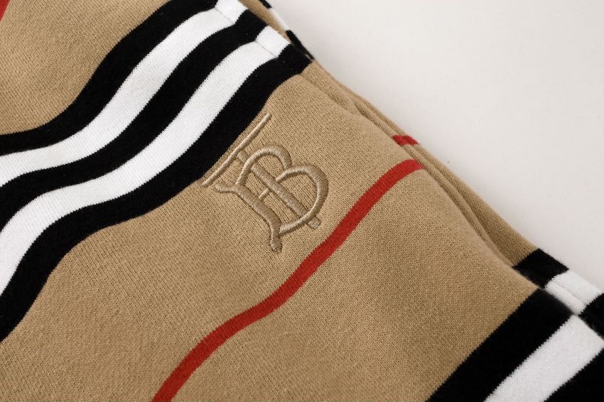 Clothes Burberry 336 - vstockx