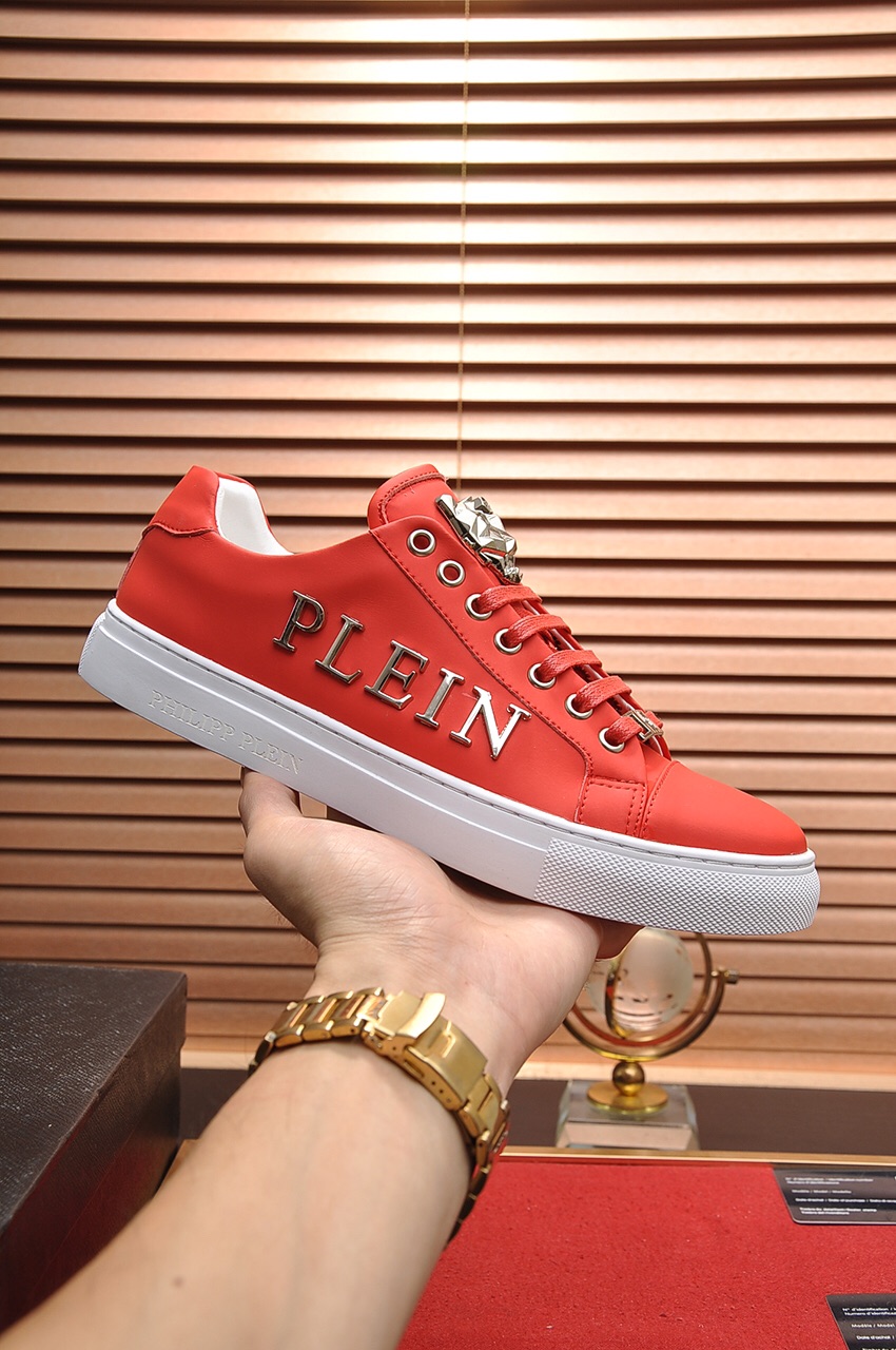 Philipp Plein Low Top Sneakers 10 - vstockx