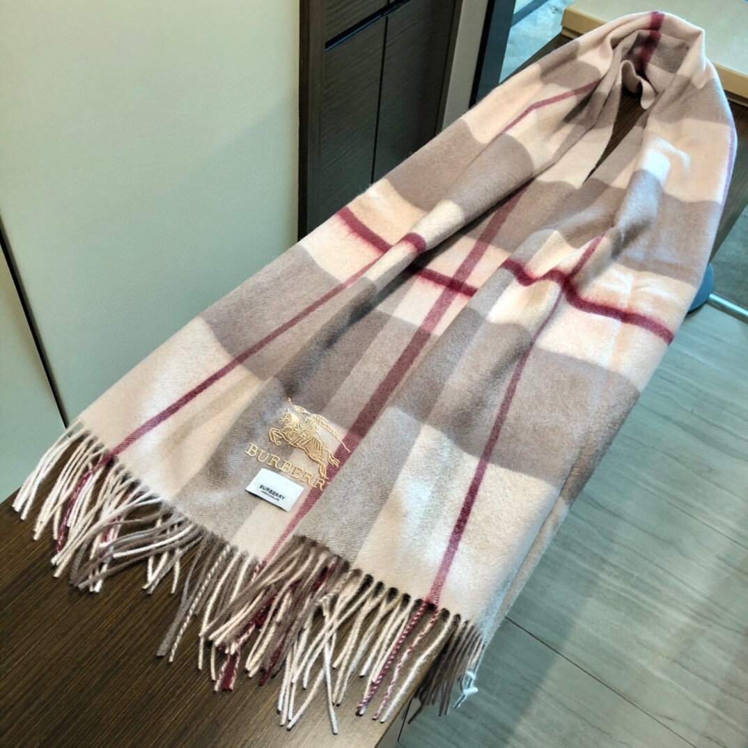 Streetwear Scarf Burberry 329079 size:70x200cm - vstockx