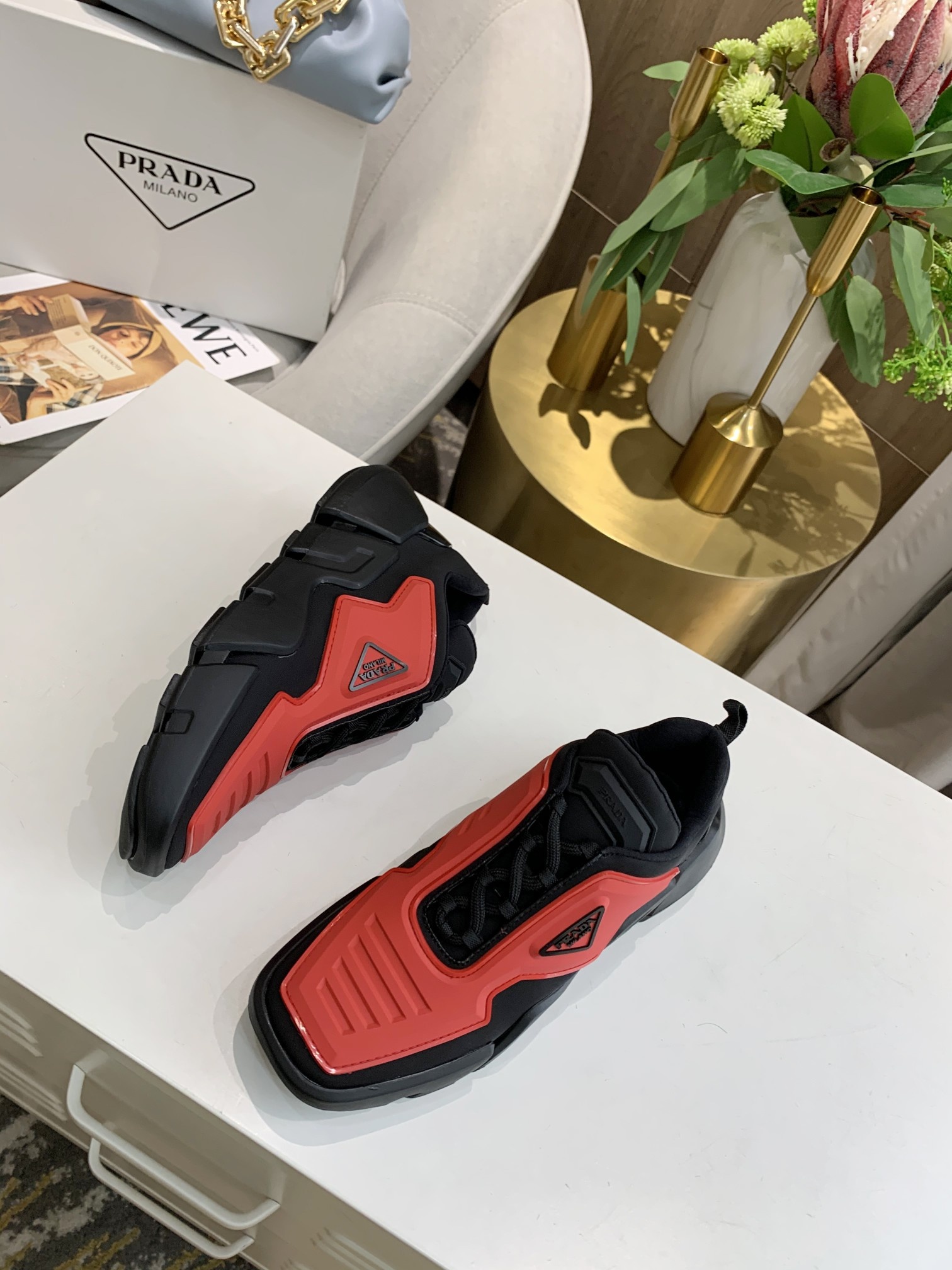 Prada Low Top sneaker 40 - vstockx