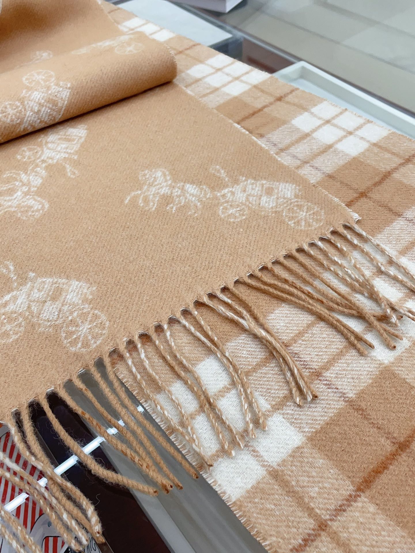 Streetwear Scarf COACH 328785 SIZE:190×30cm - vstockx