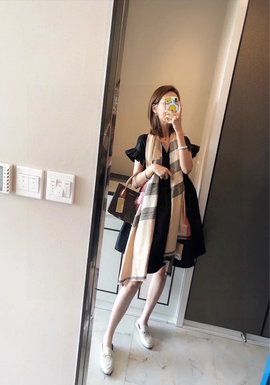 Streetwear Scarf BURBERRY 328948 size�?0*200cm - vstockx