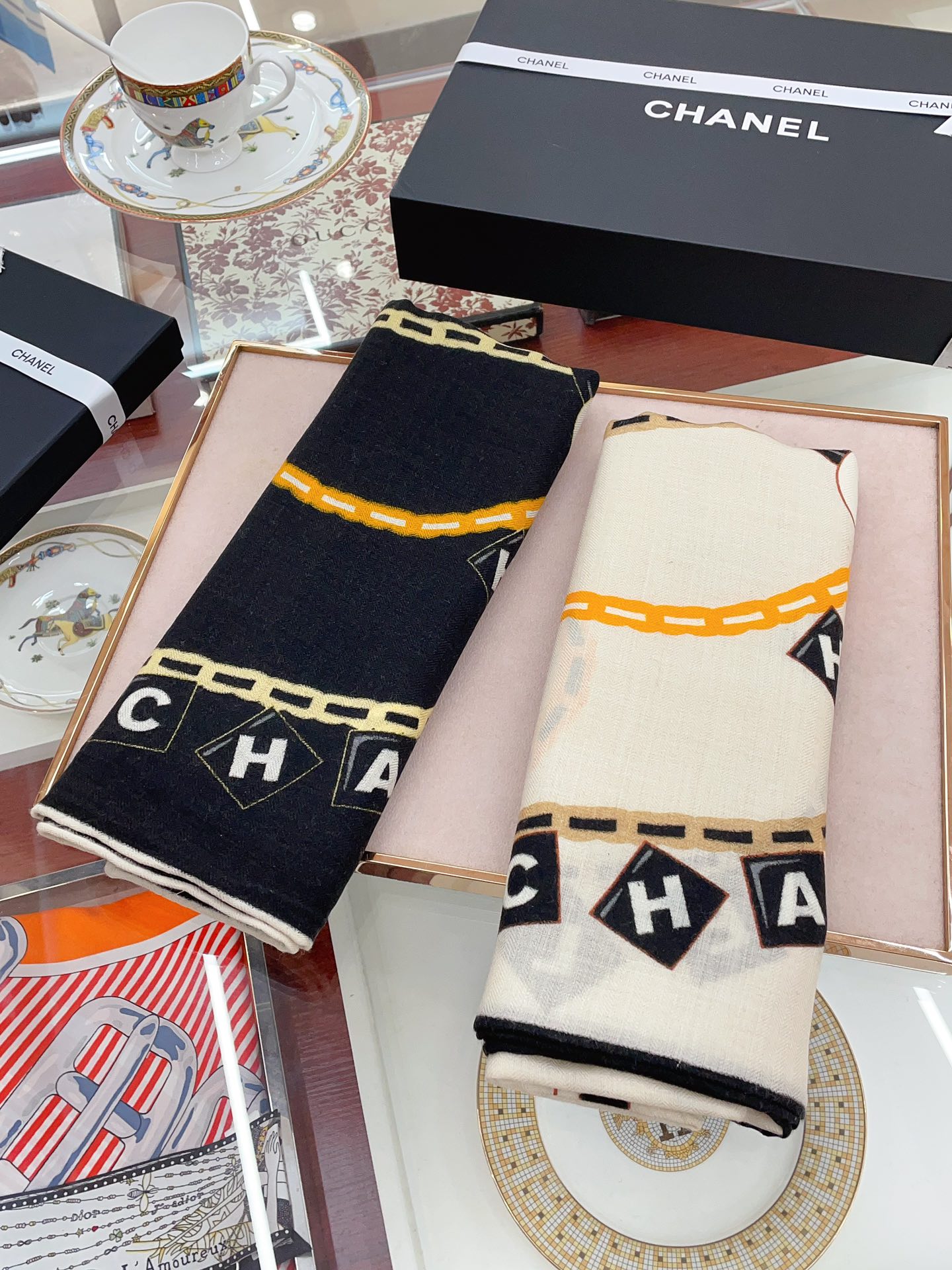 Streetwear Scarf CHANEL 328744 SIZE:140*140cm - vstockx