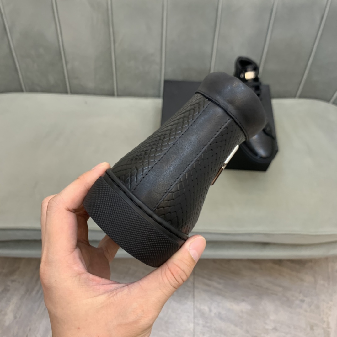 Philipp Plein High Top Sneakers 1 - vstockx