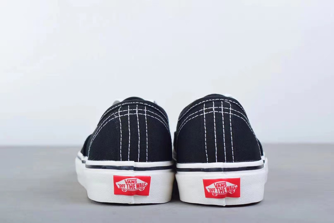 Vans Authentic - vstockx