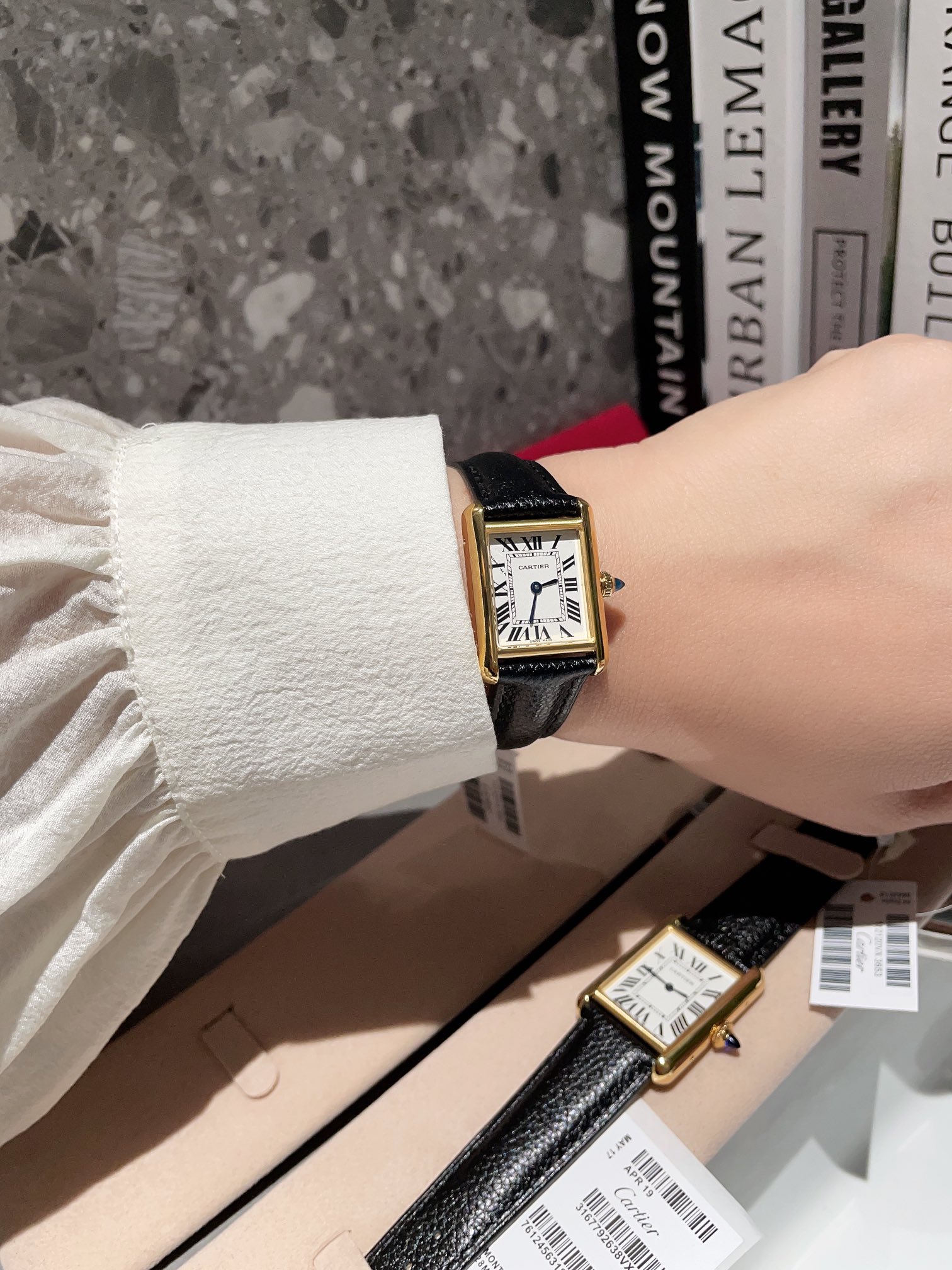 Watches Cartier 322105 size:25.5 mm - vstockx