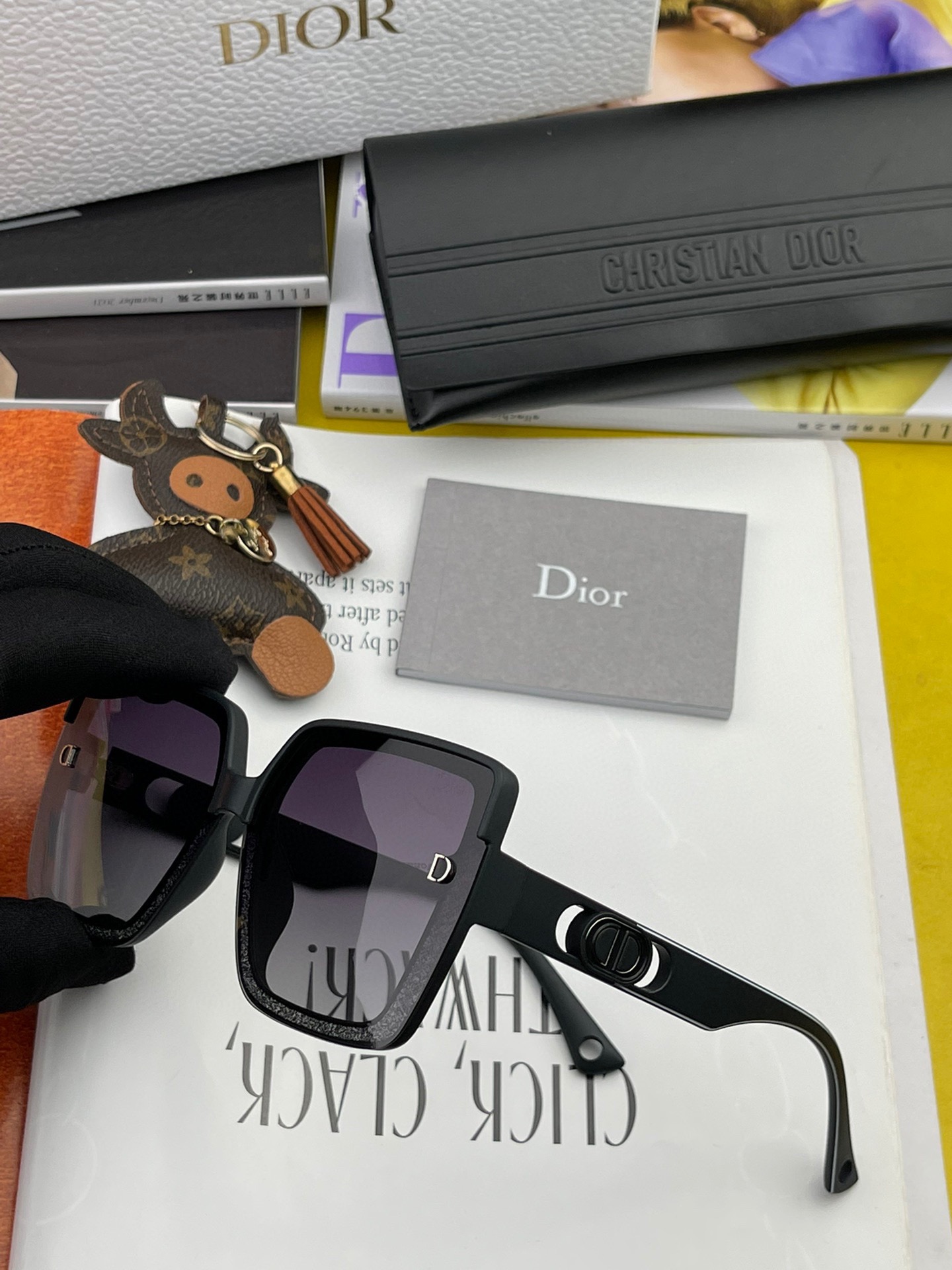 sunglasses Dior CD7129 - vstockx
