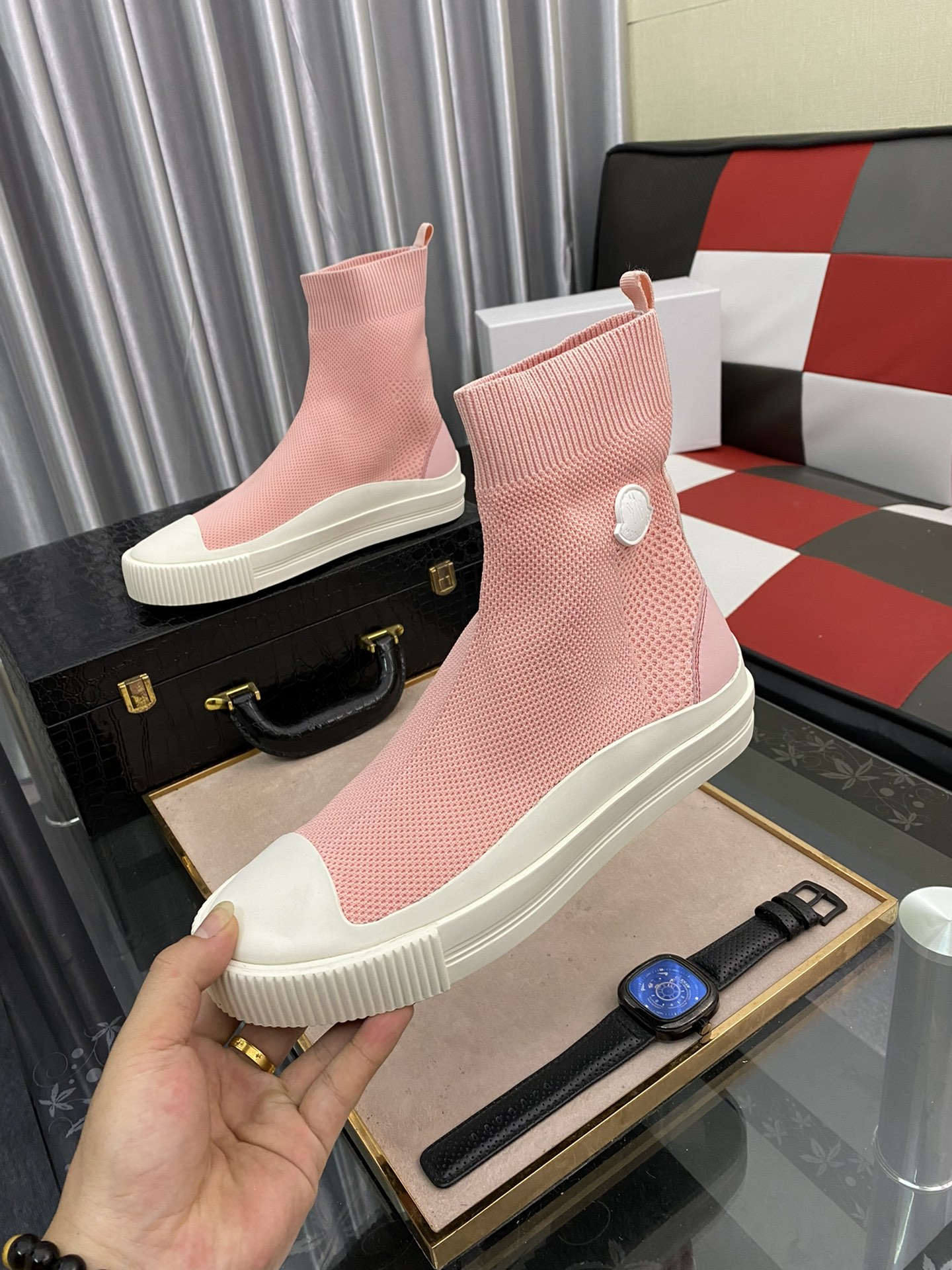 Moncler Socks Sneaker 4 - vstockx