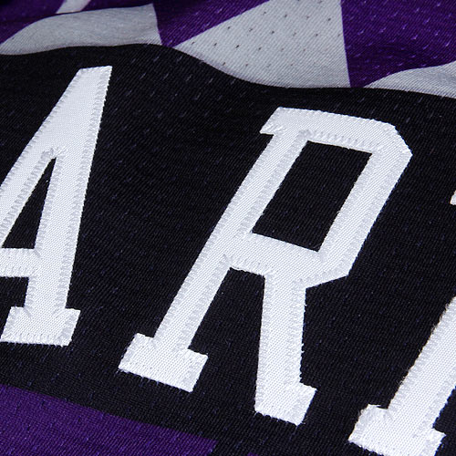 Mitchell & Ness Vince Carter Toronto Raptors 1998/99 Throwback Authentic Jersey - Purple - vstockx