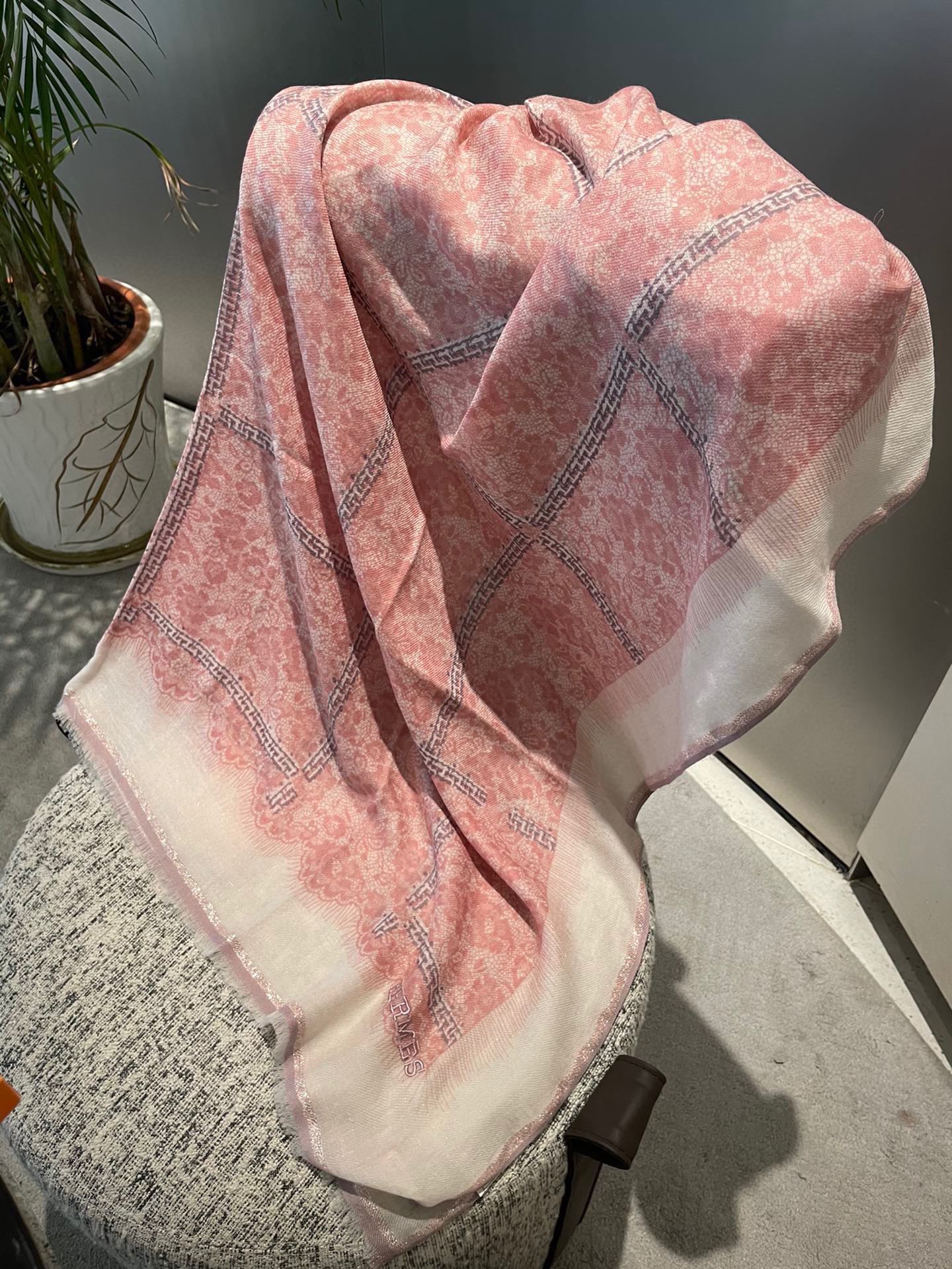 Streetwear Scarf Hermes 328936 SIZE:90*200cm - vstockx