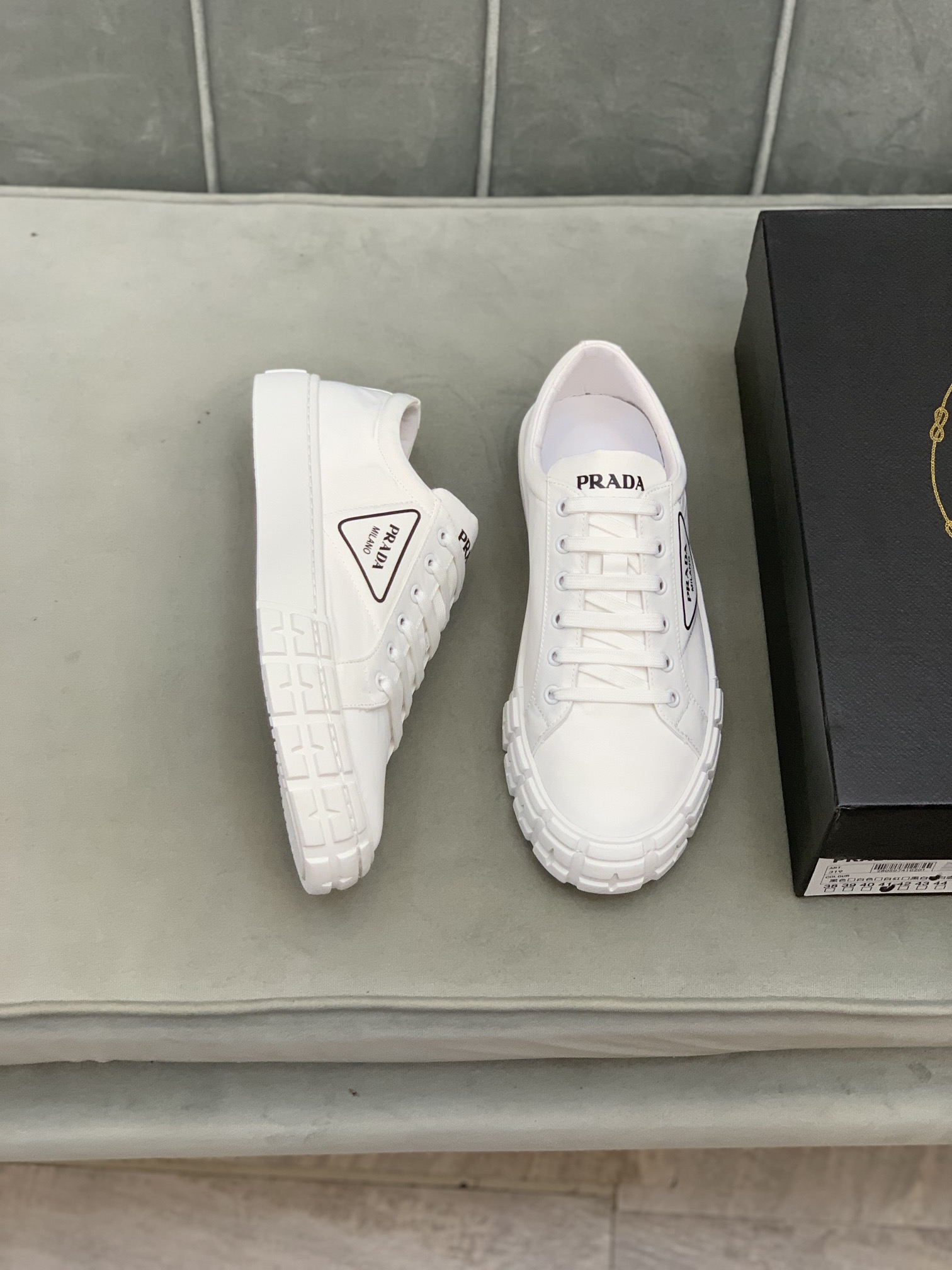 Prada Wheel Cassetta sneaker 8 - vstockx