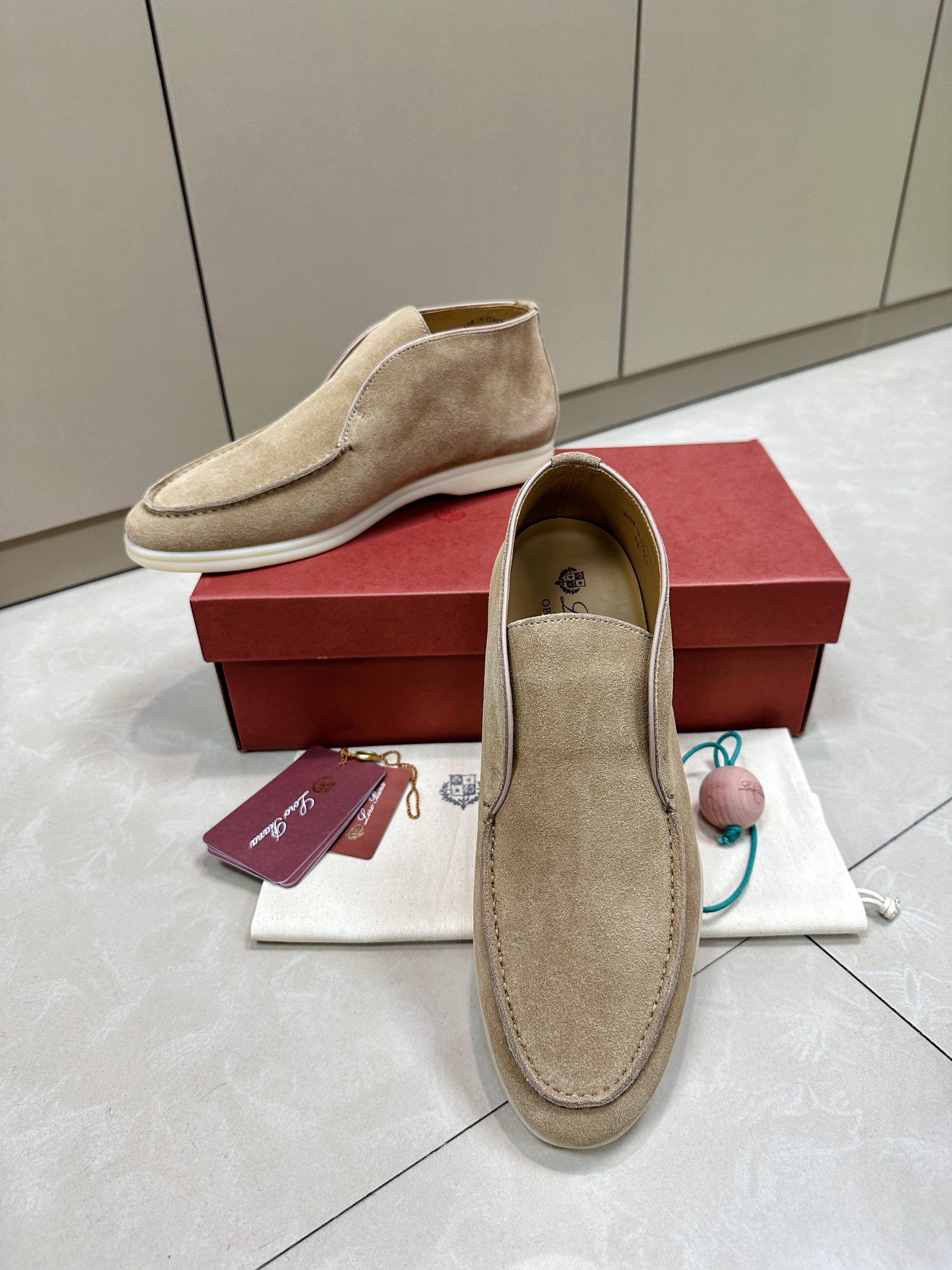 Loro Piana shoes 206 - vstockx