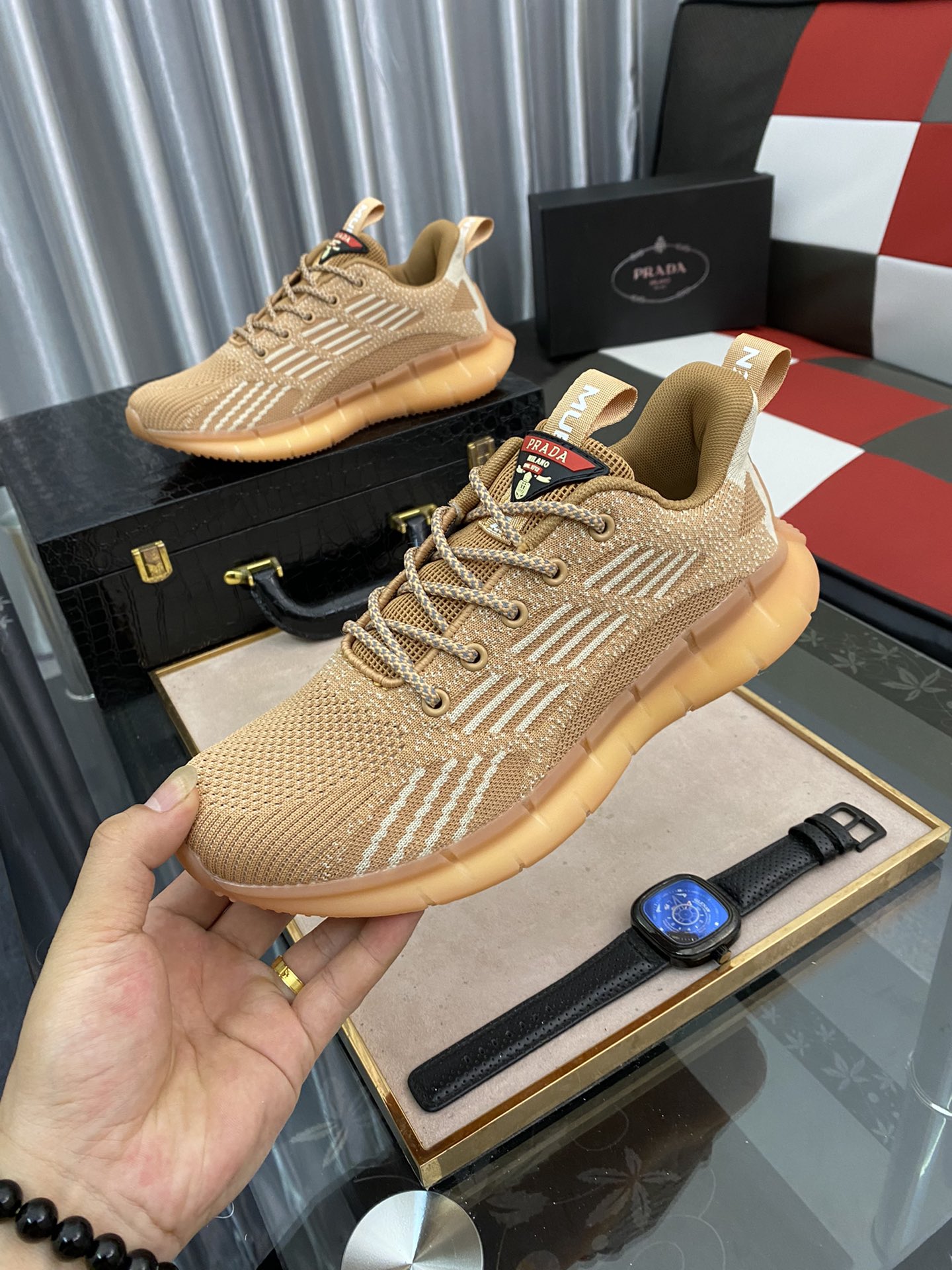 Prada Low Top sneaker 18 - vstockx