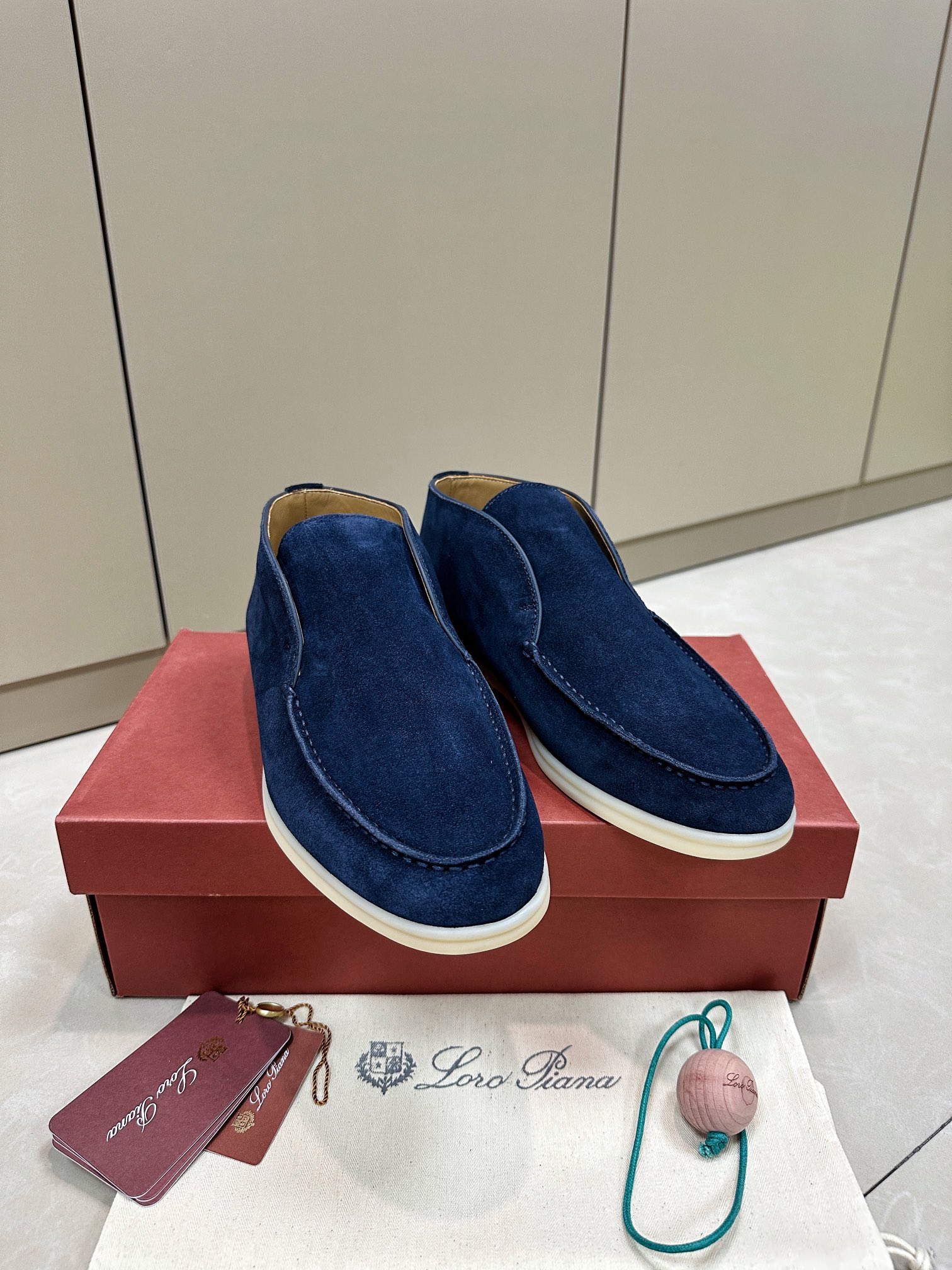 Loro Piana shoes 209 - vstockx