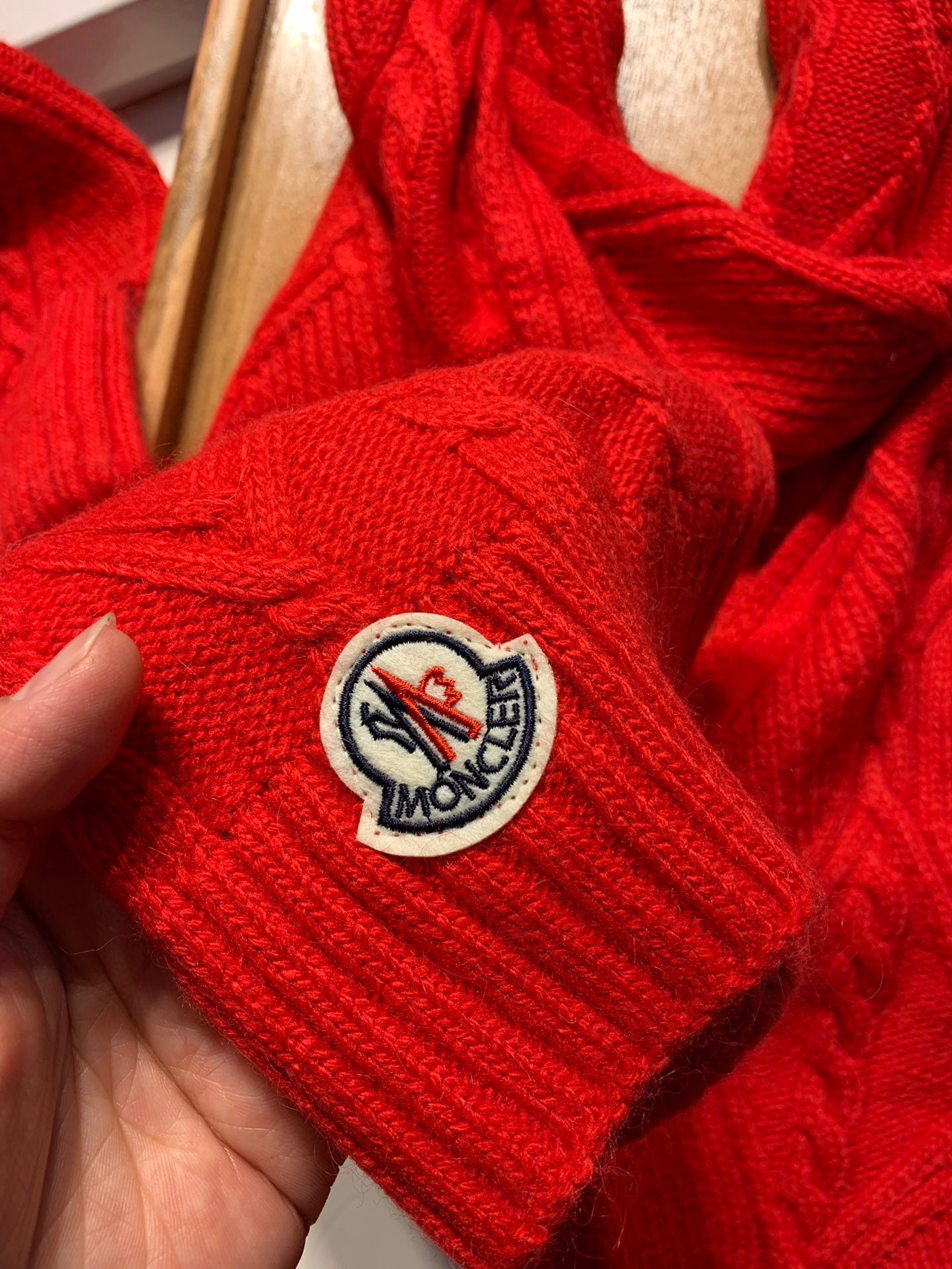 Hat & Scarf Moncler 2 - vstockx