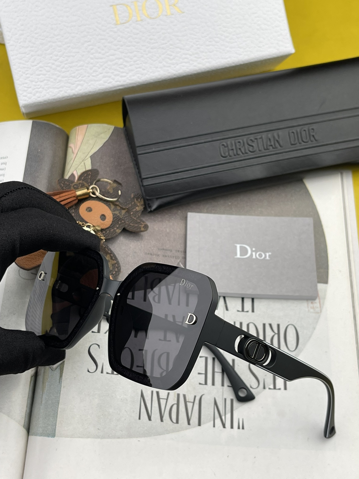 sunglasses Dior D4292 - vstockx