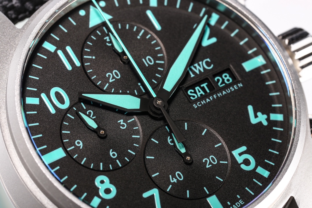 Watches IWS 323038 size:41 mm - vstockx