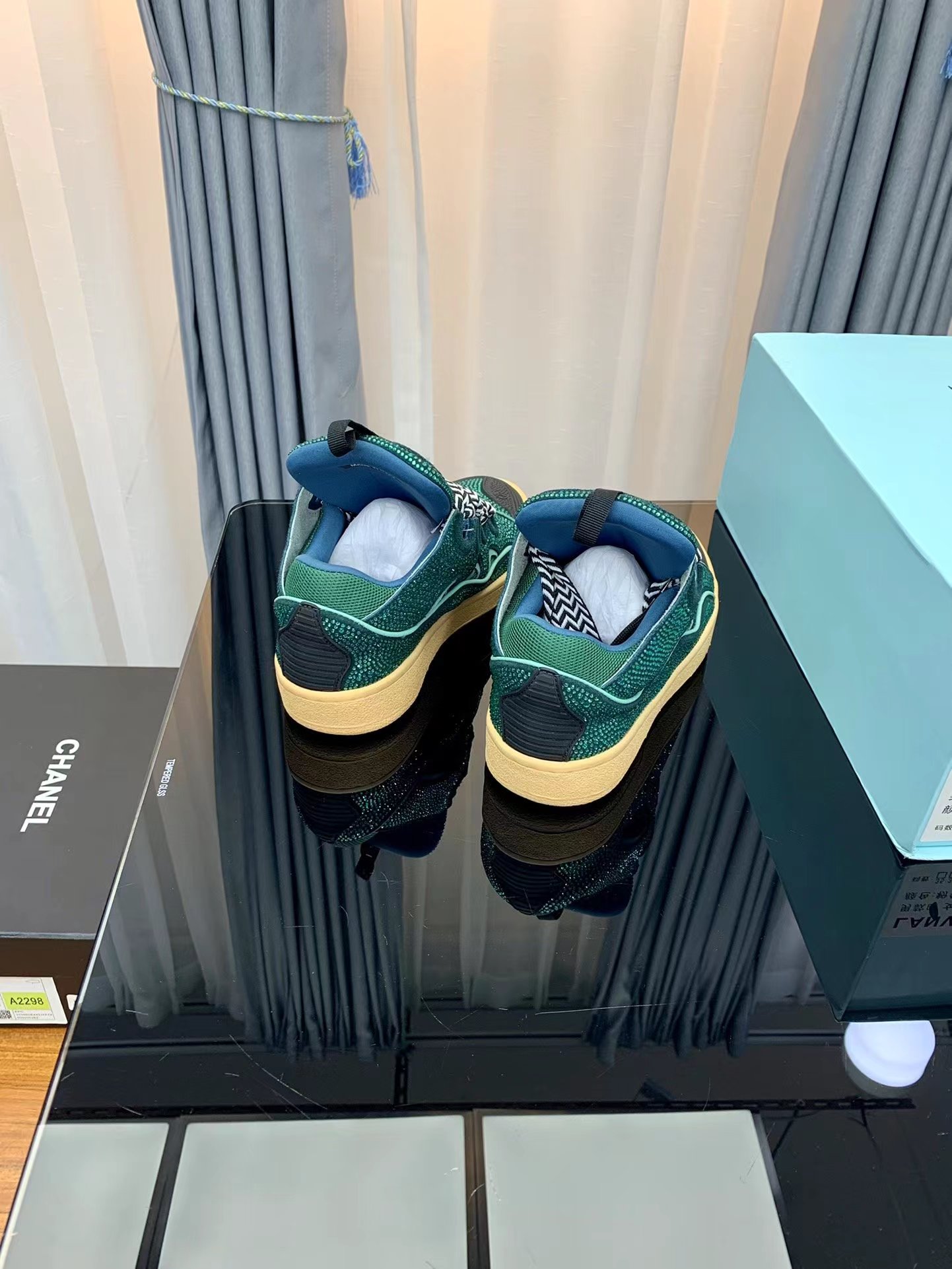 Lanvin Leather Curb Blue sequins - vstockx