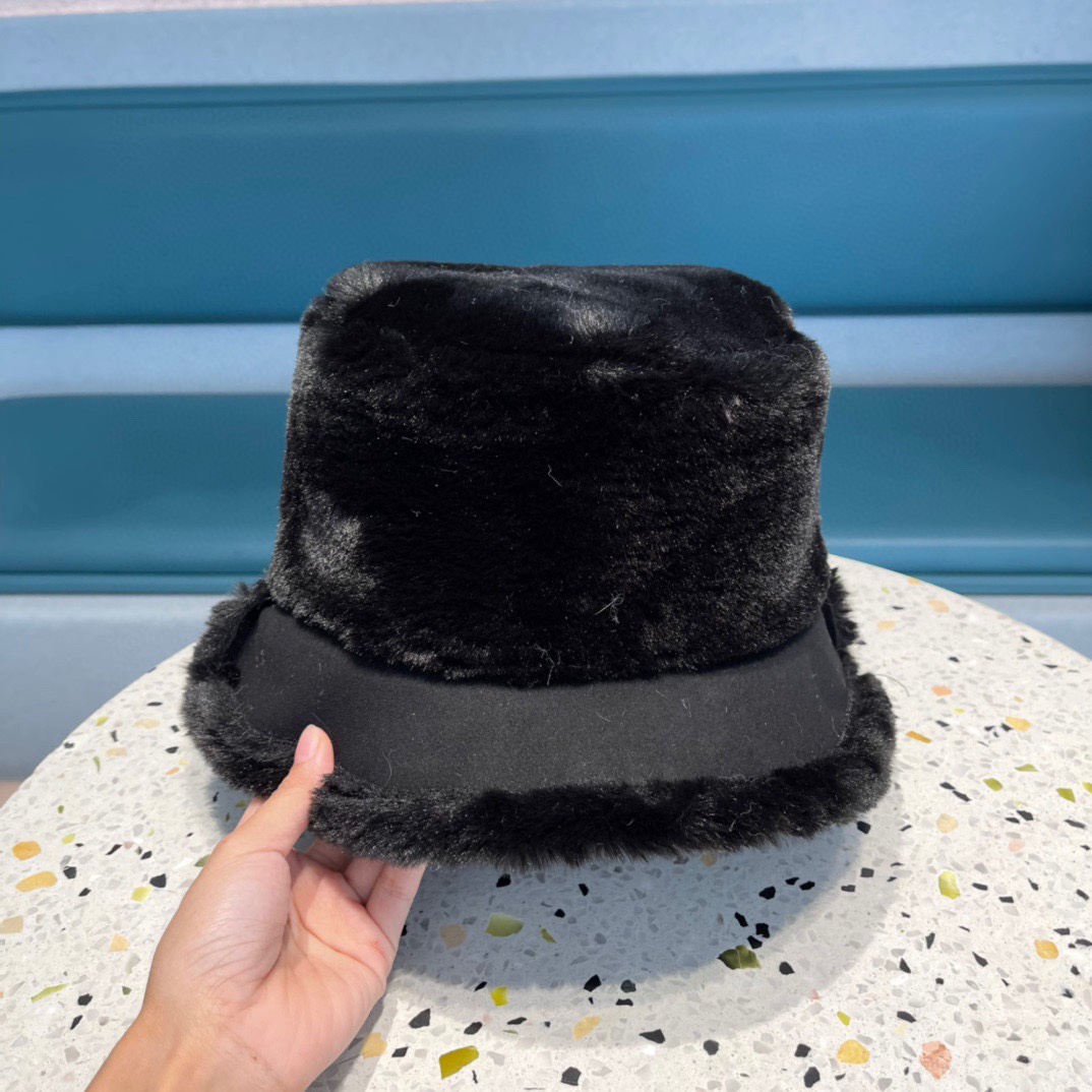 Hat Celine 1 - vstockx