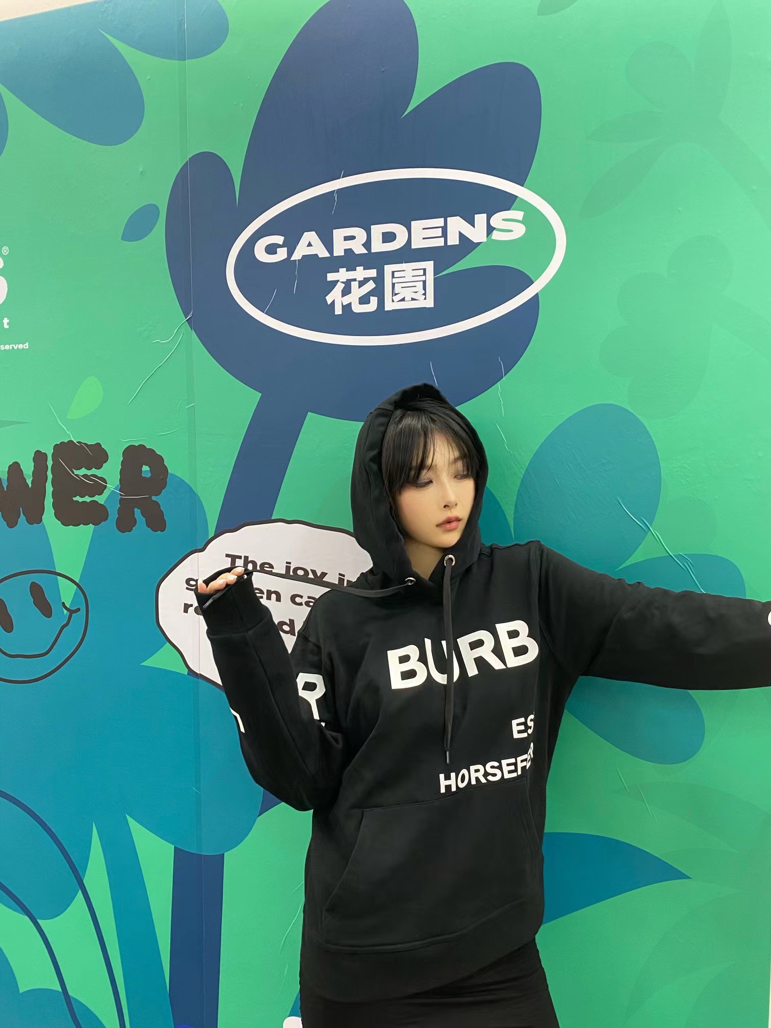 Clothes Burberry 824 - vstockx