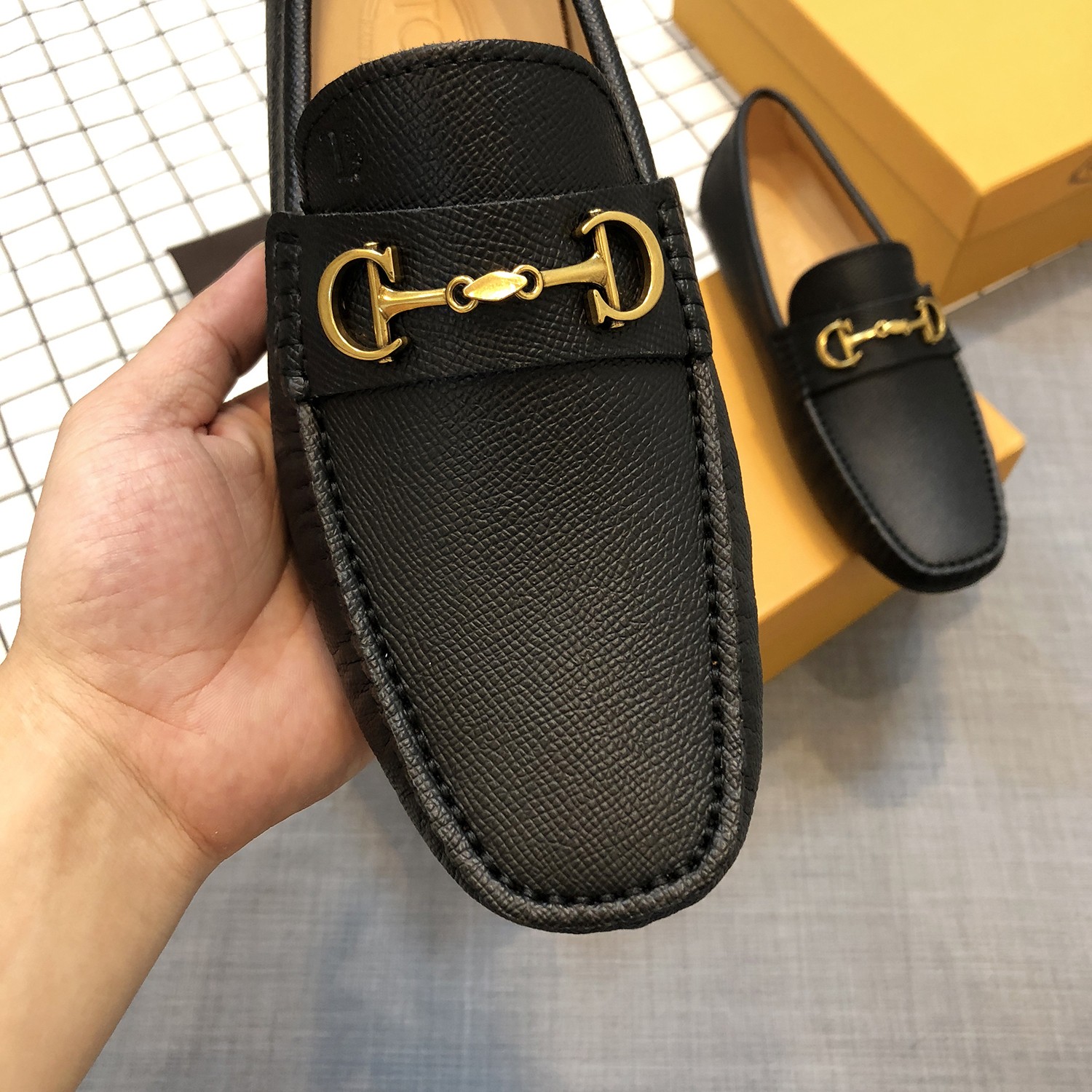 TOD'S Loafers 4 - vstockx