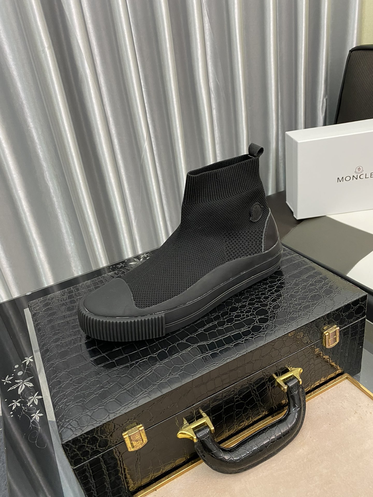 Moncler Socks Sneaker 1 - vstockx