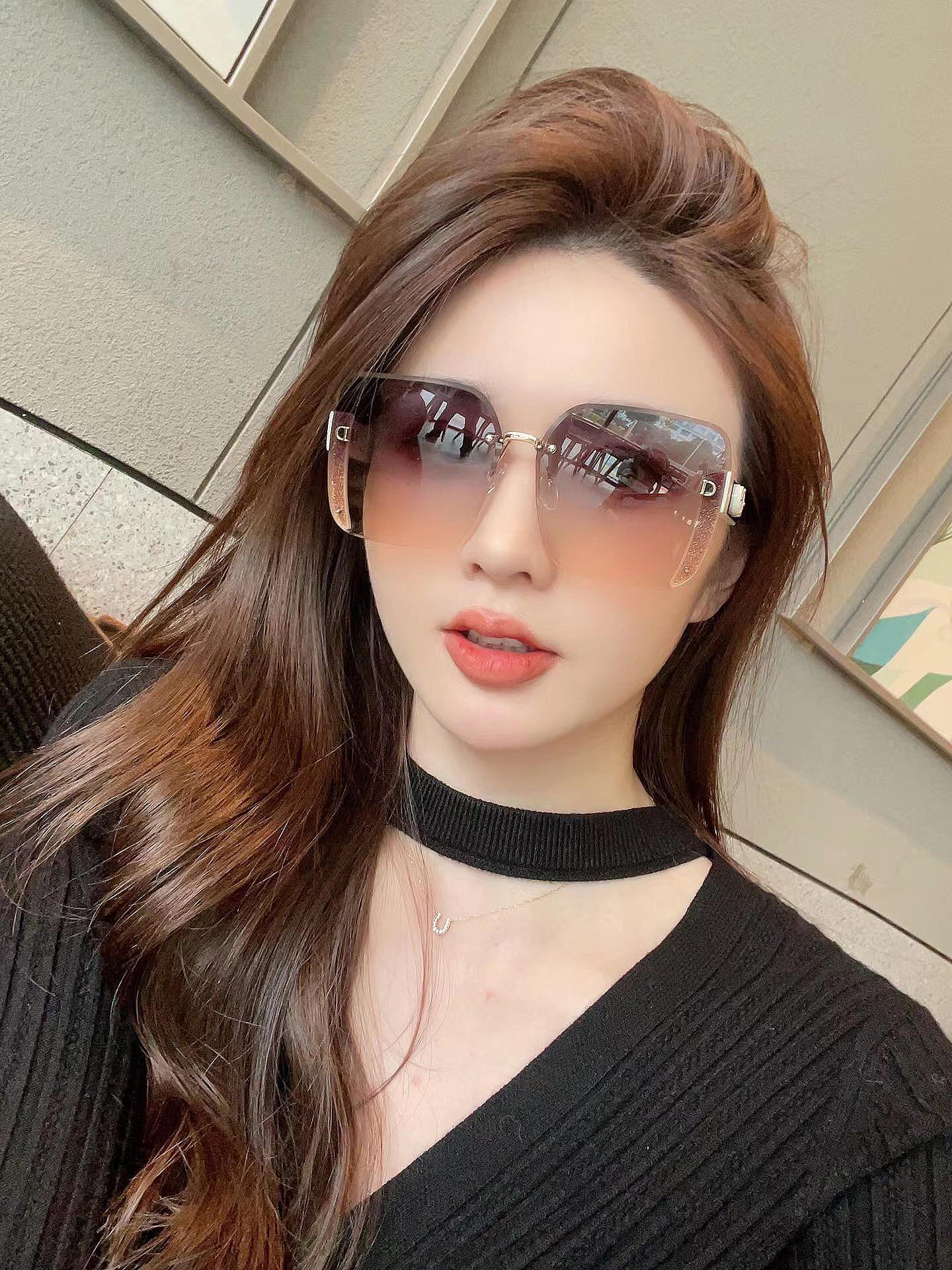 sunglasses Dior CD7971 - vstockx