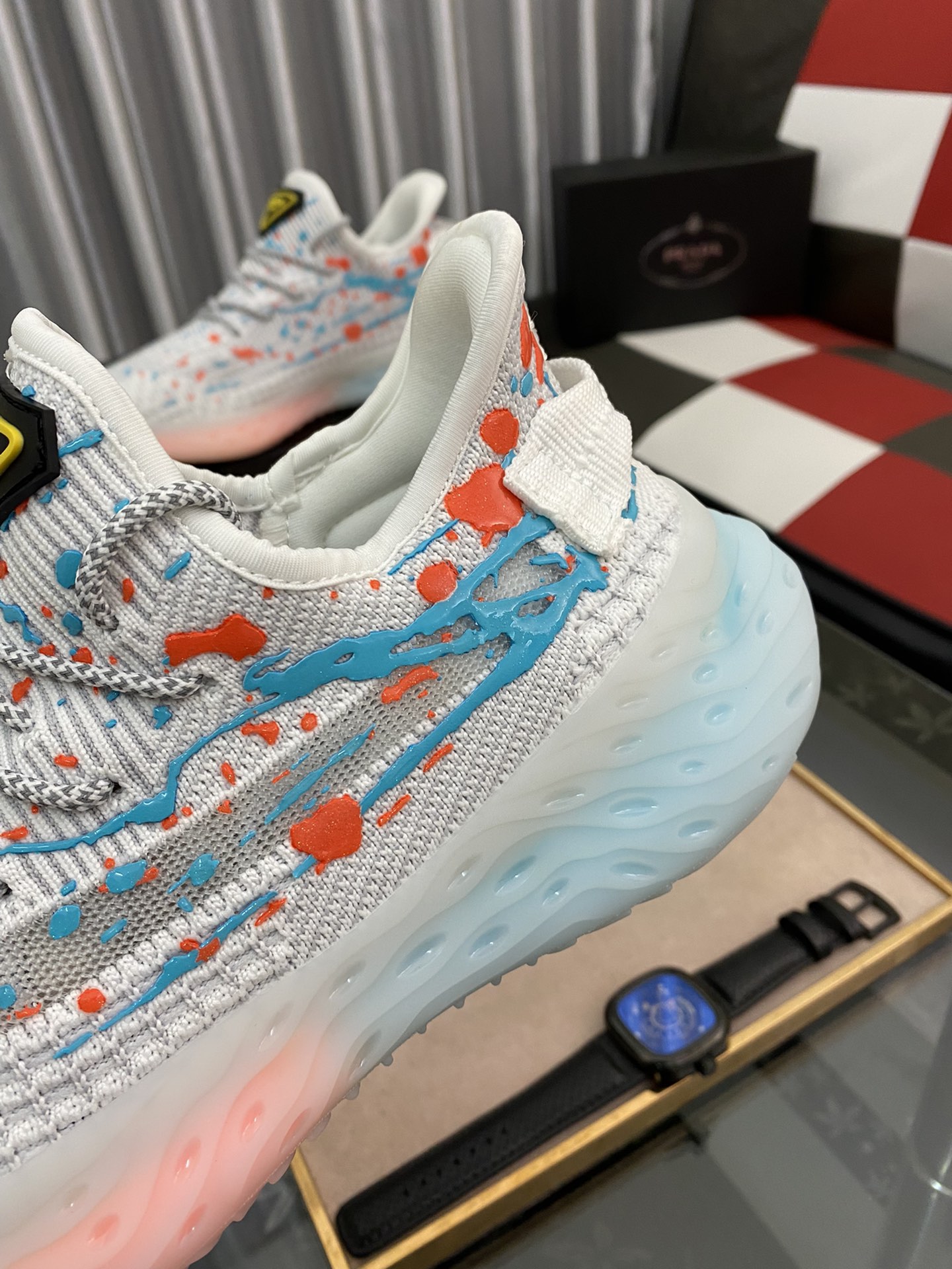 Prada Low Top sneaker 16 - vstockx