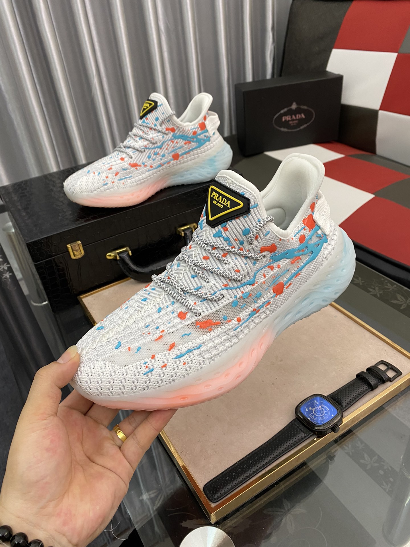 Prada Low Top sneaker 16 - vstockx