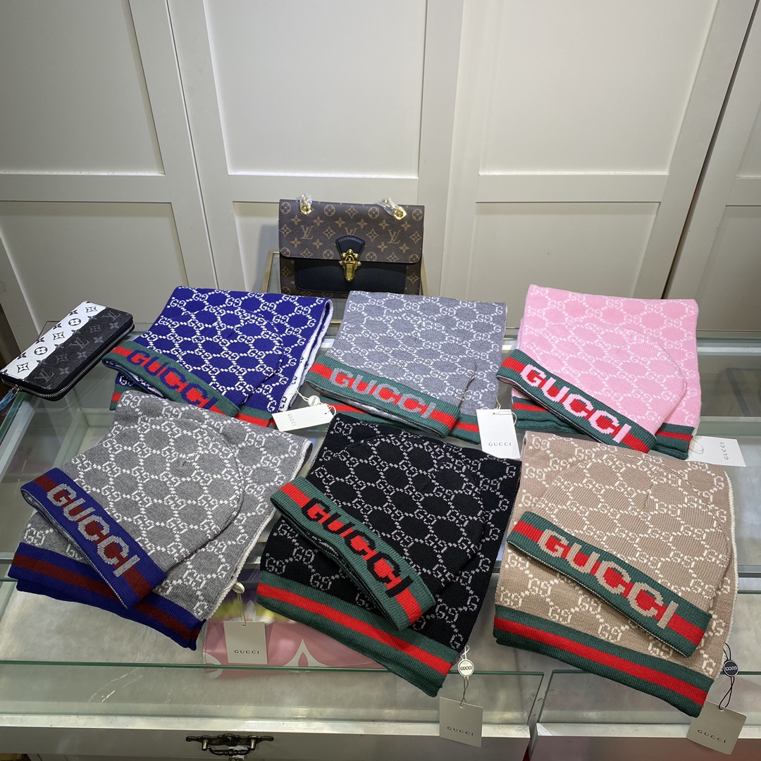 Hat & Scarf Gucci 1 - vstockx