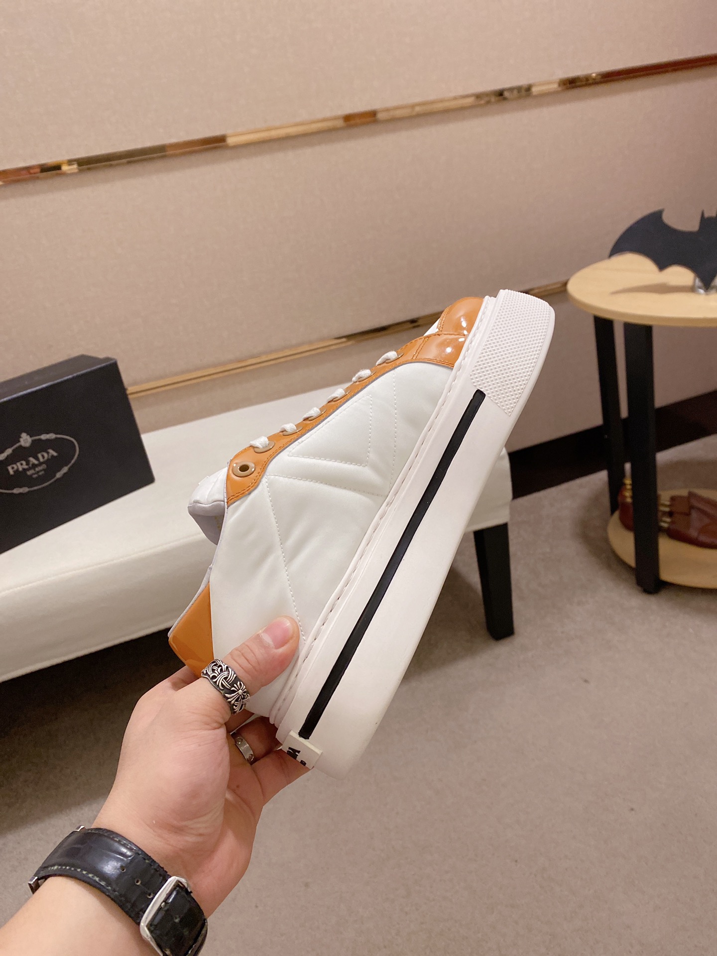 Prada Low Top sneaker 12 - vstockx