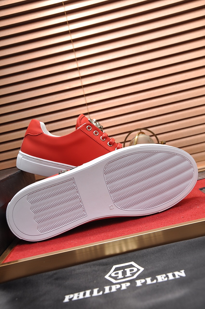 Philipp Plein Low Top Sneakers 10 - vstockx