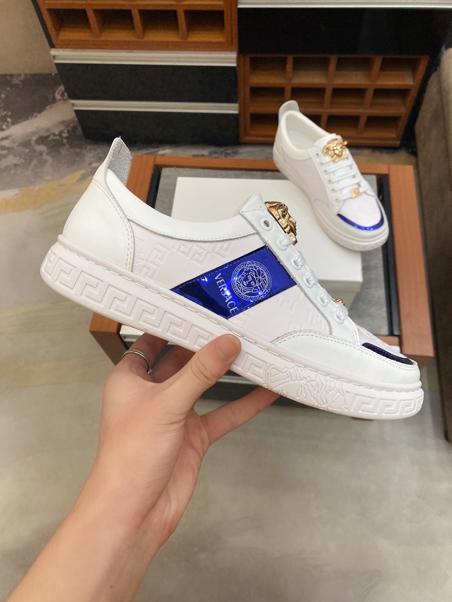 Versace Greca Sneaker 12 - vstockx