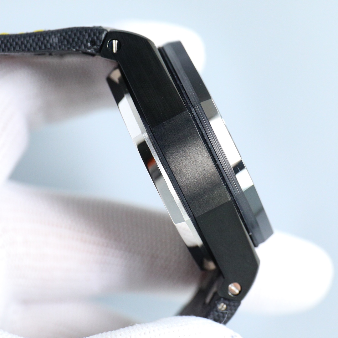 Watches AudemarsPiguet 323134 size:44*17 mm - vstockx