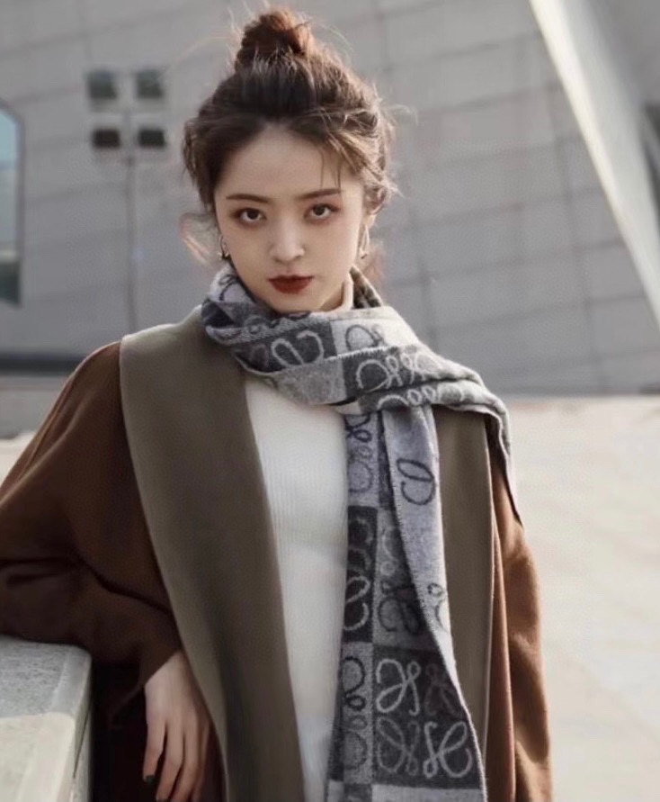 Streetwear Scarf Loewe 328730 SIZE:40x200cm - vstockx