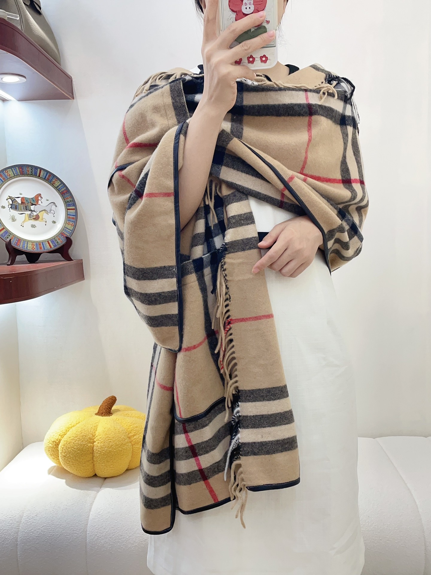 Streetwear Scarf BURBERRY 328784 SIZE:220*70cm - vstockx