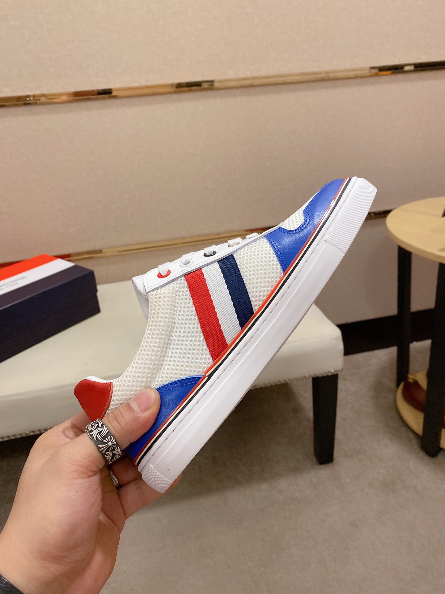 Thom Browne Low Top Sneaker 16 - vstockx