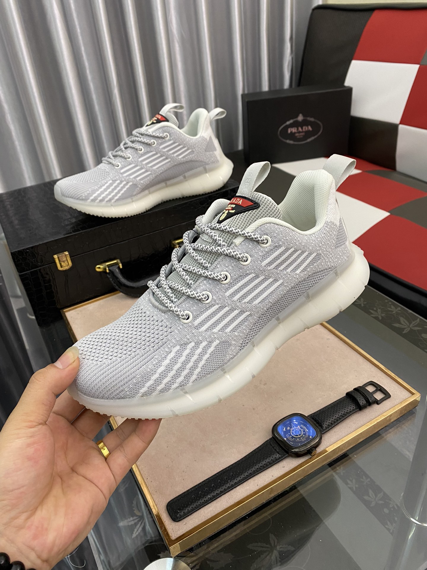 Prada Low Top sneaker 19 - vstockx