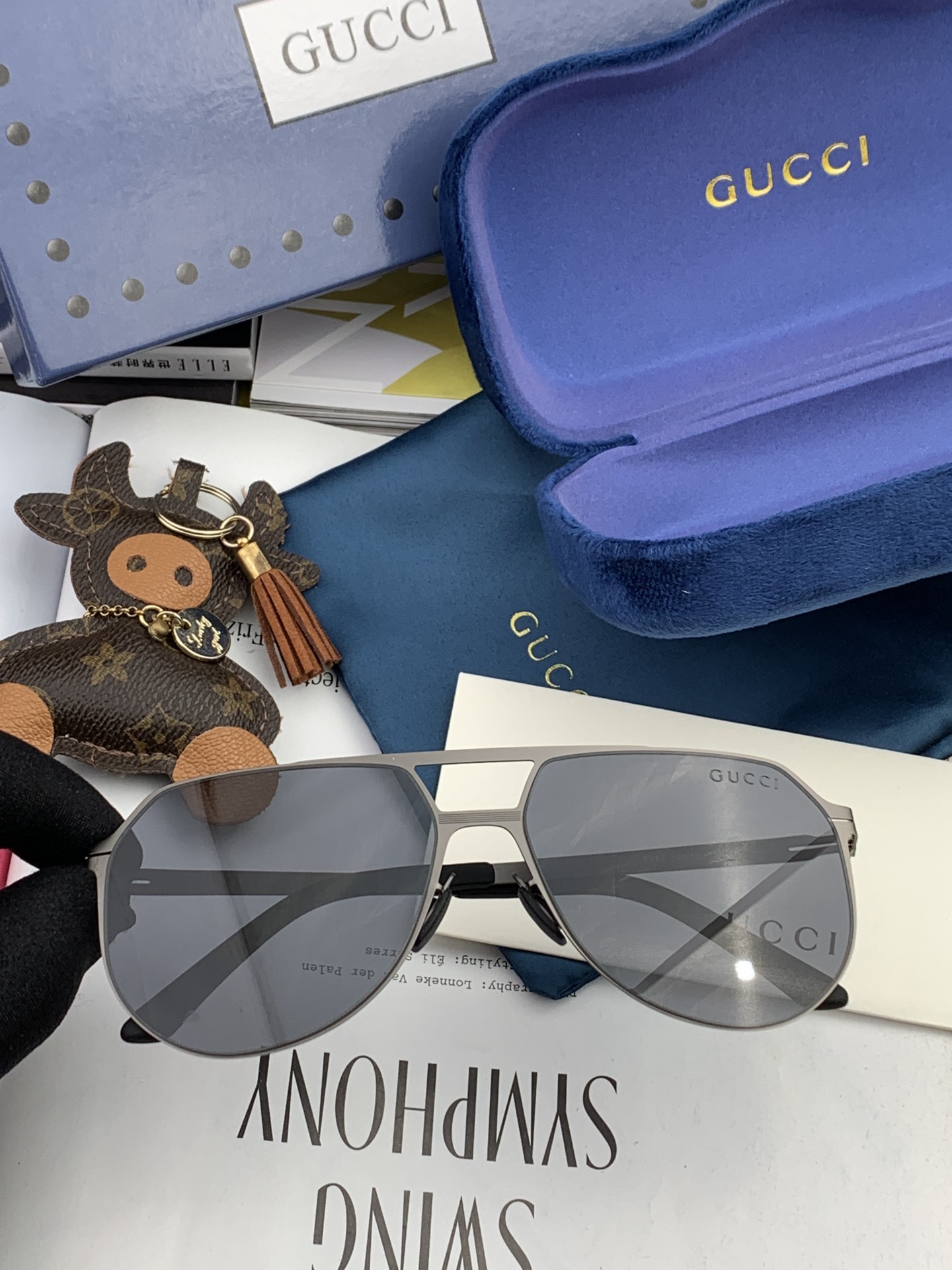 Sunglasses Gucci G2731 - vstockx