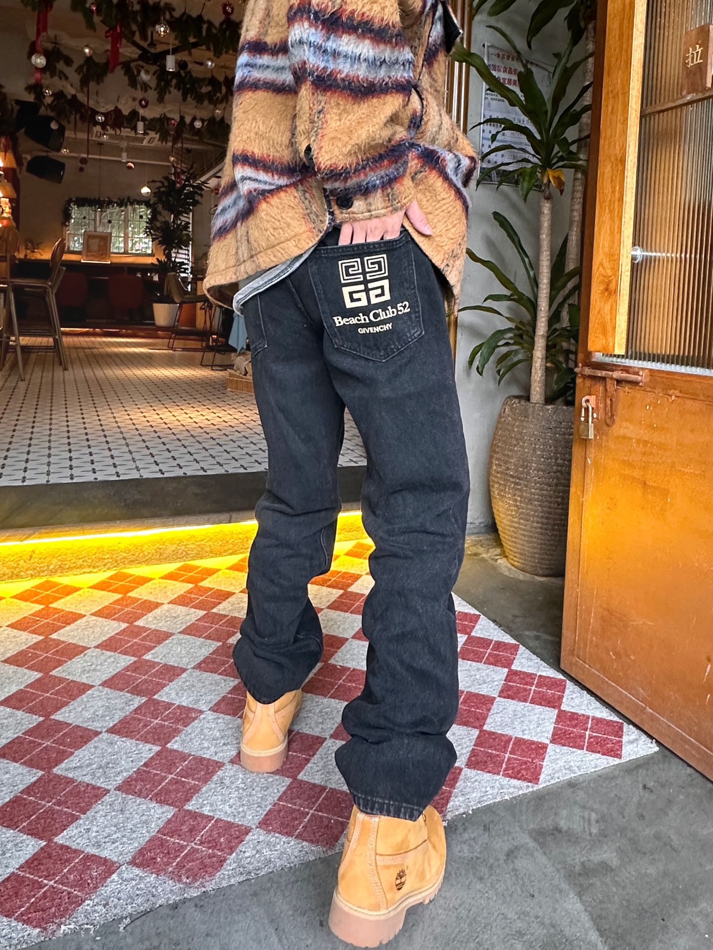 Clothes Givenchy 337 - vstockx