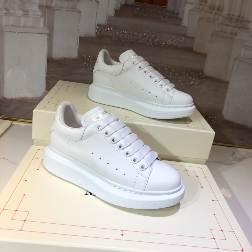 Alexander McQueen Oversized White - vstockx