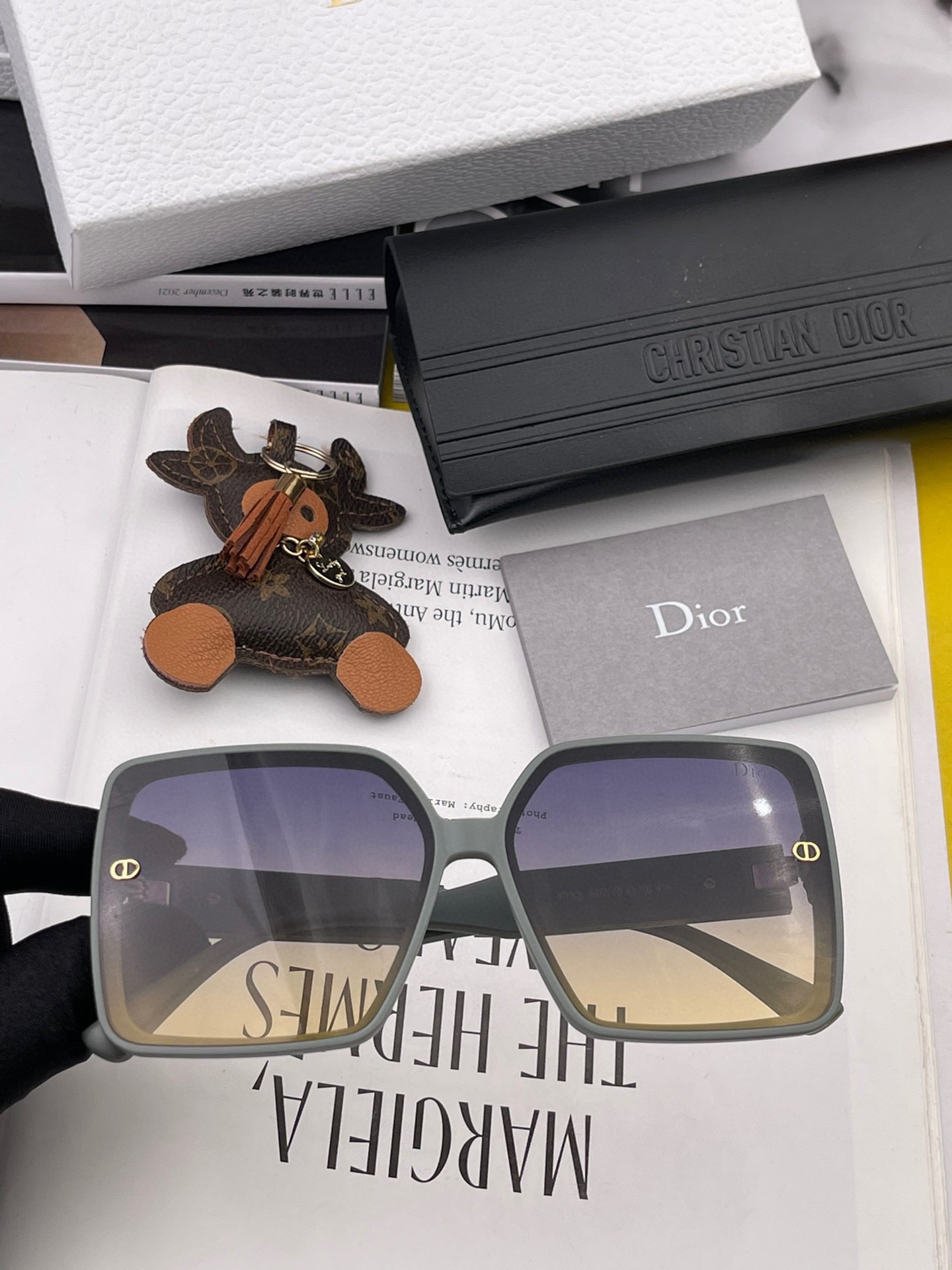sunglasses Dior D3771 - vstockx