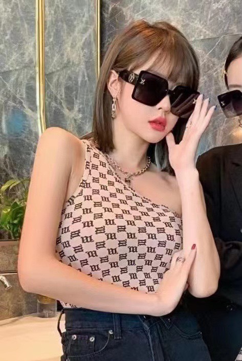 Sunglasses Louis Vuitton L8270 - vstockx