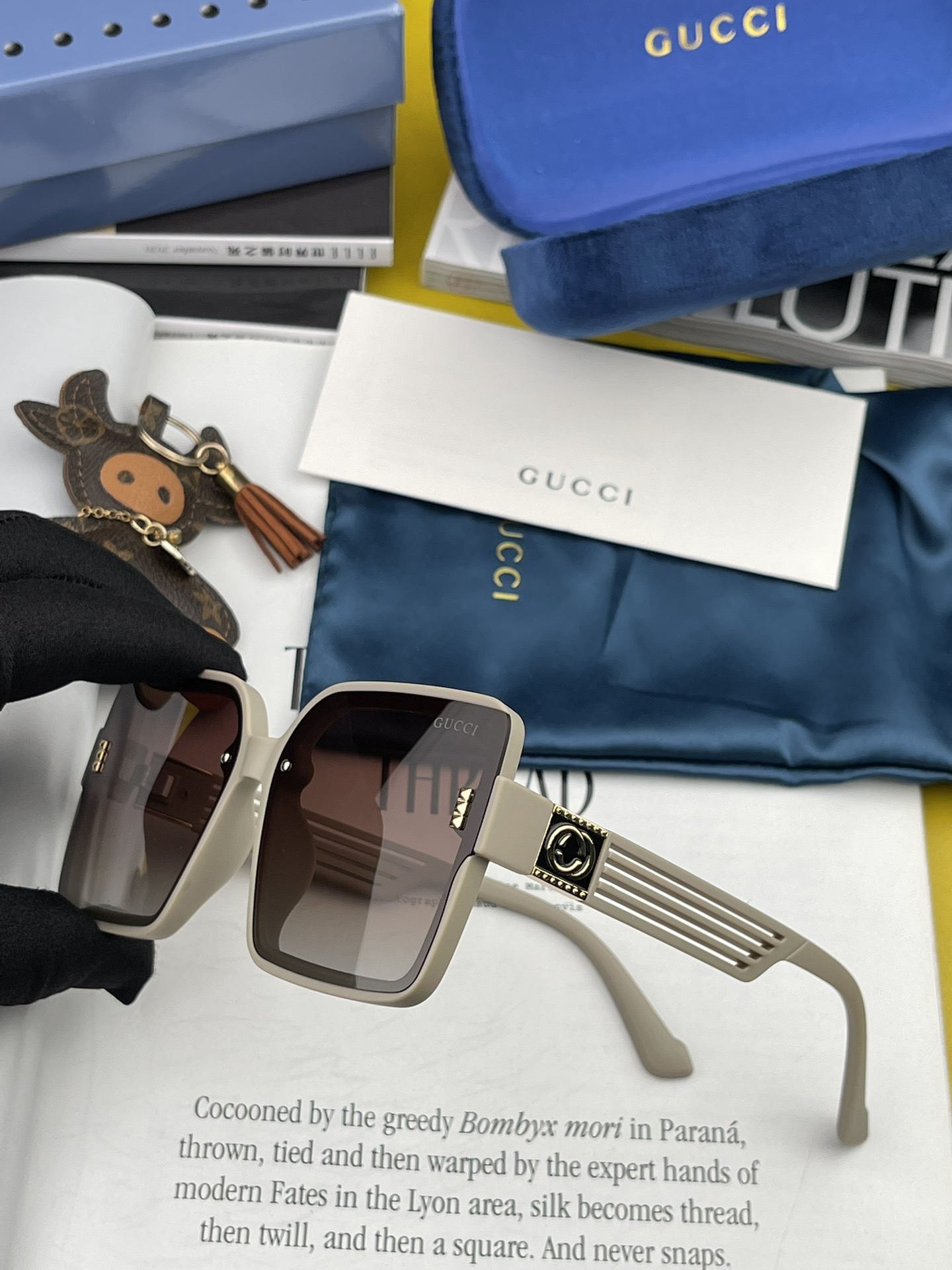 Sunglasses Gucci G1592 - vstockx