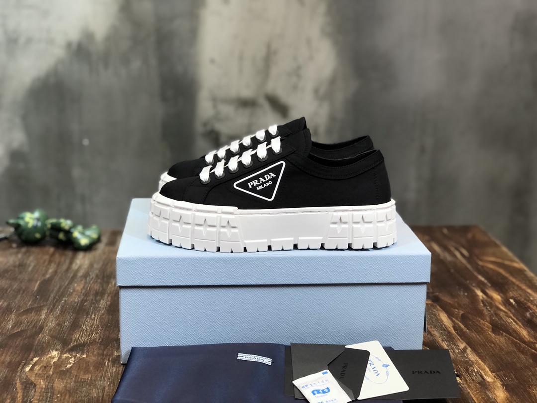Prada Double Wheel sneaker 5 - vstockx