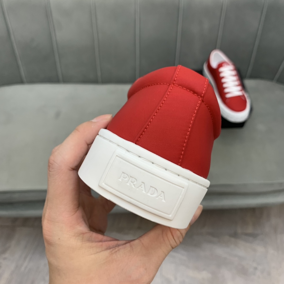 Prada Wheel Cassetta sneaker 7 - vstockx