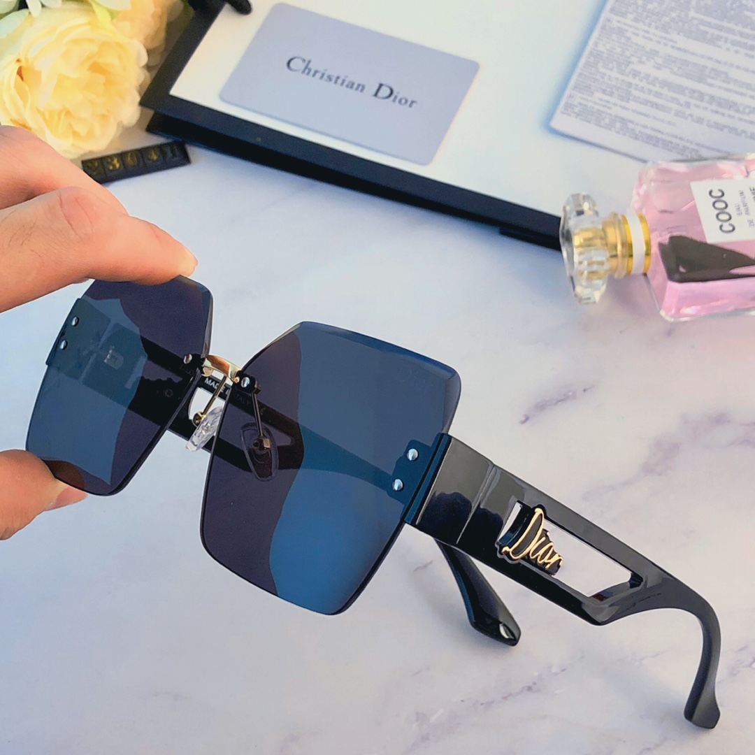sunglasses Dior 22 - vstockx