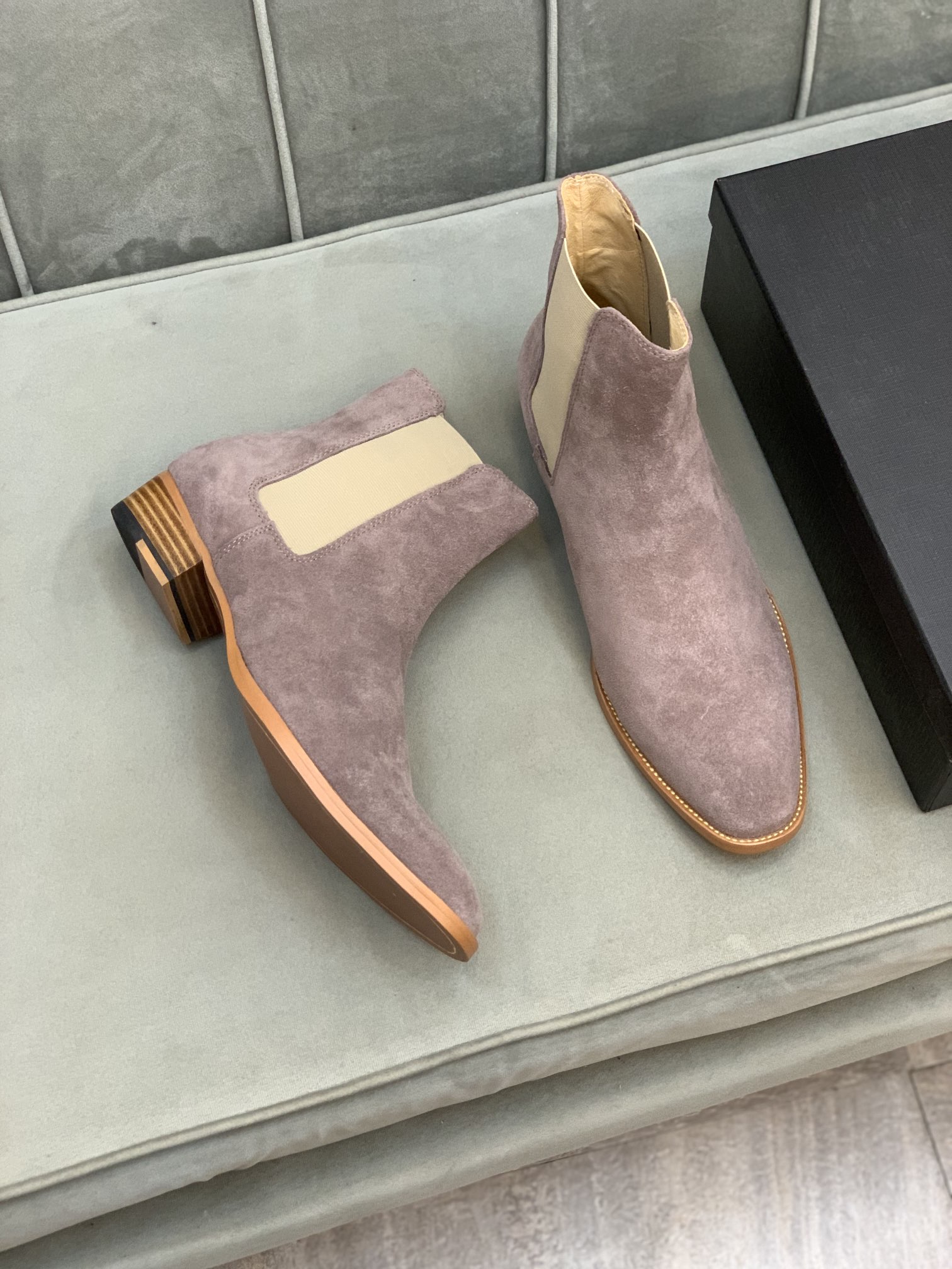 Saint Laurent Boots 13 - vstockx